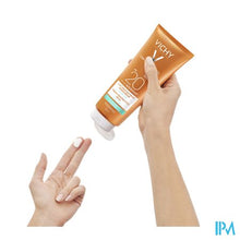 Afbeelding in Gallery-weergave laden, Vichy Cap Ideal Soleil Ip20 Lait 300ml