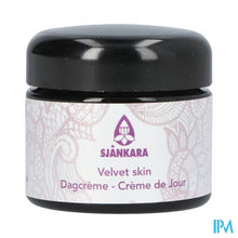 Afbeelding in Gallery-weergave laden, Sjankara Velvet Skin Dagcreme 50ml