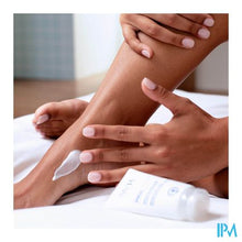 Afbeelding in Gallery-weergave laden, Svr Xerial 30 Voetcreme Tube 50ml