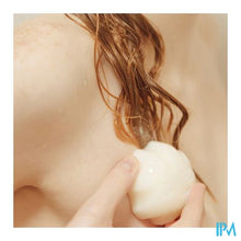 Afbeelding in Gallery-weergave laden, Wondr Conditioner Bar Purple Healing 55g
