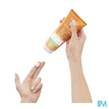 Afbeelding in Gallery-weergave laden, Vichy Cap Id Sol Ip50 Gel Melk Ultra Smelt. 200ml
