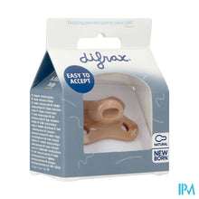 Afbeelding in Gallery-weergave laden, Difrax Fopspeen Natural Newborn Uni Caramel
