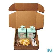 Load image into Gallery viewer, Suavinex Cosmetics Baby Bath Set 300ml
