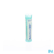 Load image into Gallery viewer, Medorrhinum 200k Gr 4g Boiron

