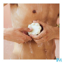 Load image into Gallery viewer, Wondr Shower Bar Energizing Ginger&amp;lime 102g
