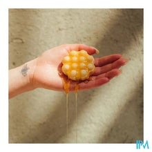 Load image into Gallery viewer, Wondr Shampoo Bar Honey Almond 55g
