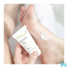 Load image into Gallery viewer, Tinge Hydraterende Voetcreme Tube 50ml
