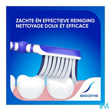 Load image into Gallery viewer, Sensodyne Complete Protection Tandenborstel Soft
